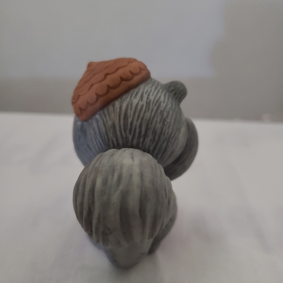 1992 Avon Porcelain Squirrel with an Acorn - Picture 3 of 6